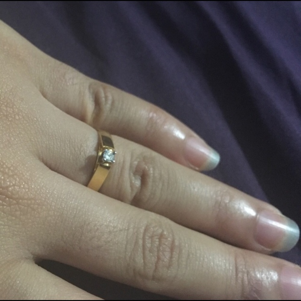 Guyanese 14 k gold ring with diamond